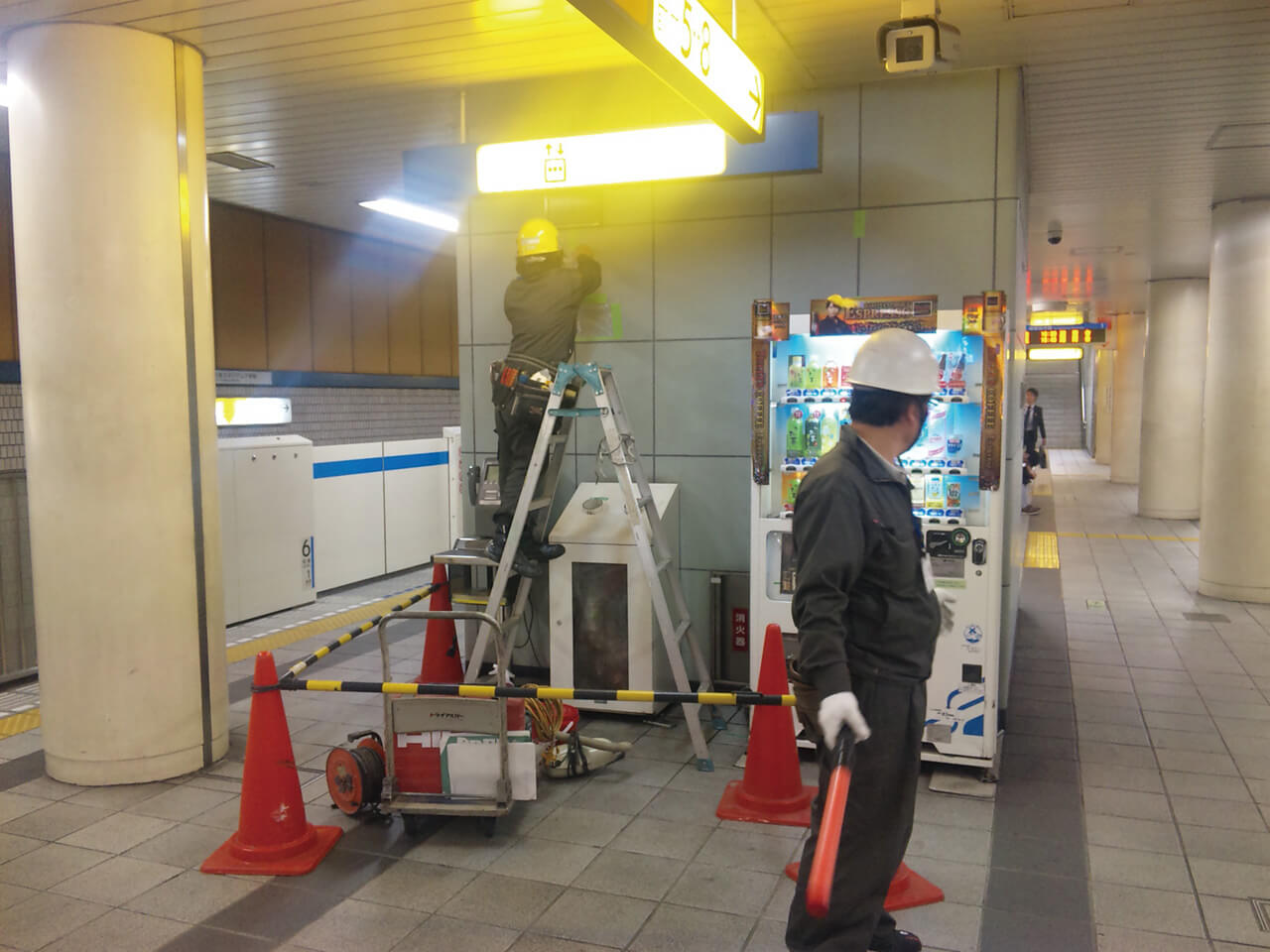 安全安心な看板設置工事｜誘導員付き